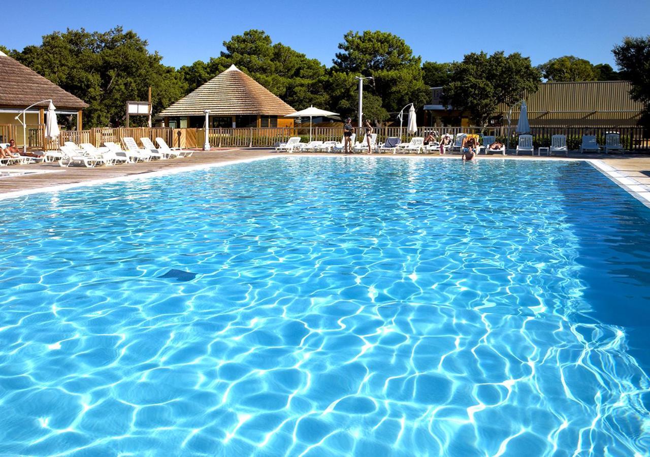 Camping San Damiano Biguglia  Buitenkant foto
